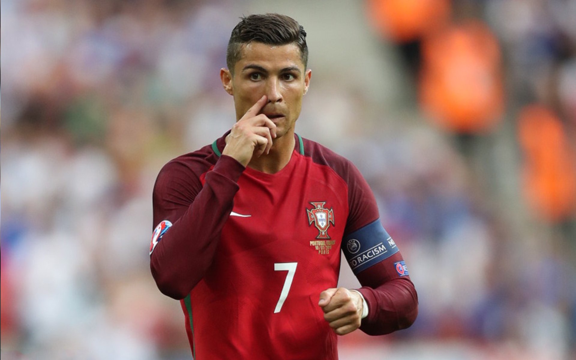 C罗重要时刻战术调整,塞尔维亚队带队取胜!赢得满堂喝彩